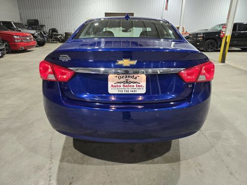 Used 2014 Chevrolet Impala LT w/ Convenience Package image 11