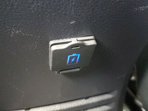 Used 2023 Toyota Tacoma SR w/ Trail Edition image 19