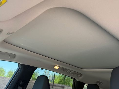 New 2026 INFINITI QX60 Luxe image 14