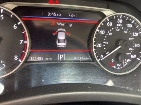 Used 2021 Nissan Sentra SV image 8