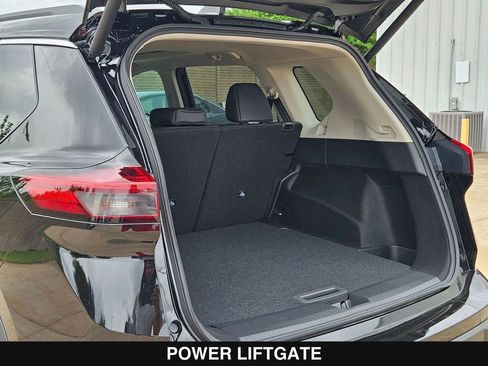 New 2026 Nissan Rogue SV image 28