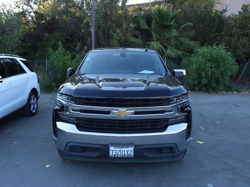 Used 2020 Chevrolet Silverado 1500 LT w/ All-Star Edition RWD image 2