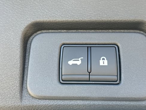 New 2026 Nissan Rogue Platinum image 19