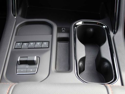 New 2026 GMC Sierra 2500 AT4 w/ AT4 Premium Plus Package image 33