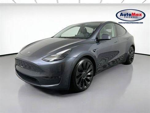 Used 2023 Tesla Model Y Performance image 5