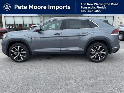 New 2025 Volkswagen Atlas Cross Sport SEL Premium R-Line