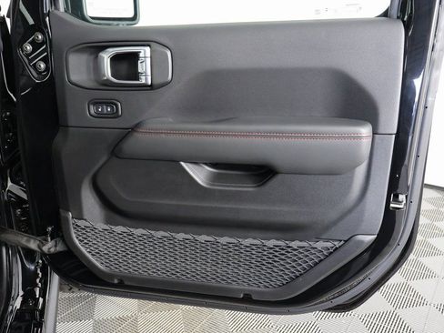 Used 2026 Jeep Wrangler Rubicon AWD/4WD image 12