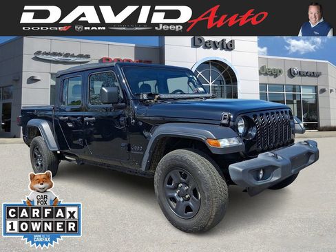 Used 2022 Jeep Gladiator Sport AWD/4WD image 1