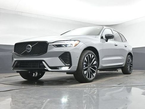 New 2026 Volvo XC60 B5 Ultra w/ Protection Package Premier AWD/4WD image 41