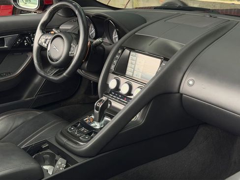 Used 2015 Jaguar F-TYPE S image 21