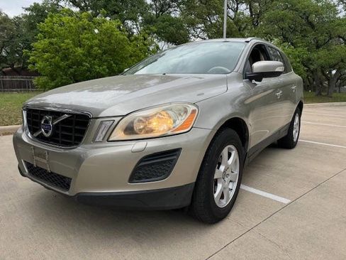 Used 2011 Volvo XC60 3.2 image 2