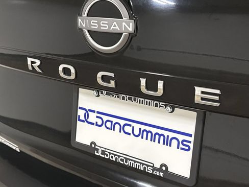 Used 2023 Nissan Rogue Platinum AWD/4WD image 26