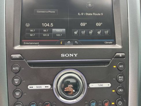 Used 2016 Ford Fusion Titanium FWD image 11