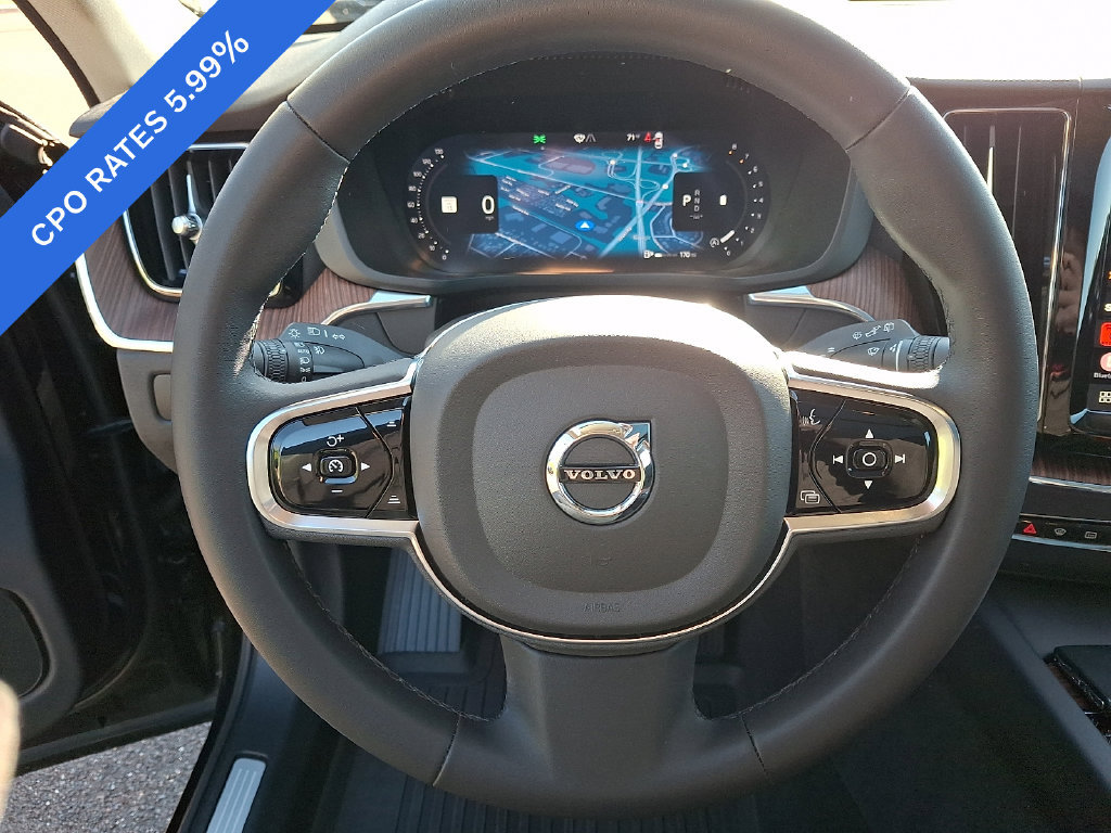 Certified 2024 Volvo XC60 B5 Plus w/ Protection Package Premier AWD/4WD image 19