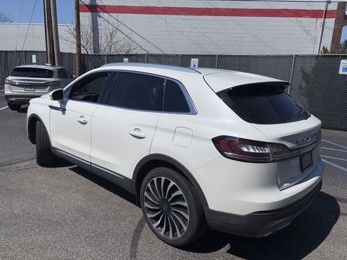 Used 2023 Lincoln Nautilus Black Label image 5