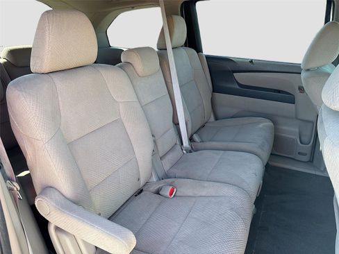 Used 2016 Honda Odyssey SE image 29