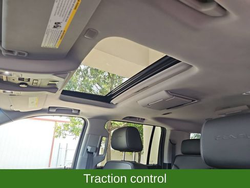 Used 2018 GMC Yukon XL Denali w/ Denali Ultimate Package AWD/4WD image 24