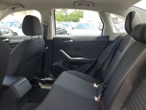 Used 2026 Volkswagen Jetta S FWD image 11