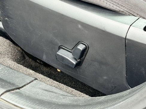 Used 2012 Chrysler 200 Touring image 6