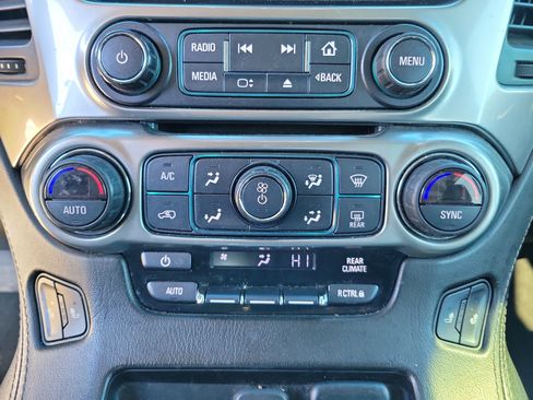 Used 2018 Chevrolet Tahoe LT image 11