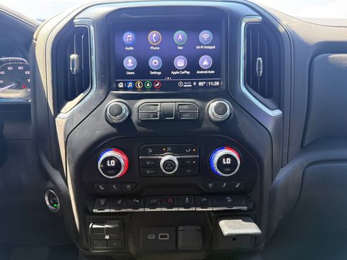 Used 2023 GMC Sierra 3500 AT4 w/ AT4 Preferred Package AWD/4WD image 19