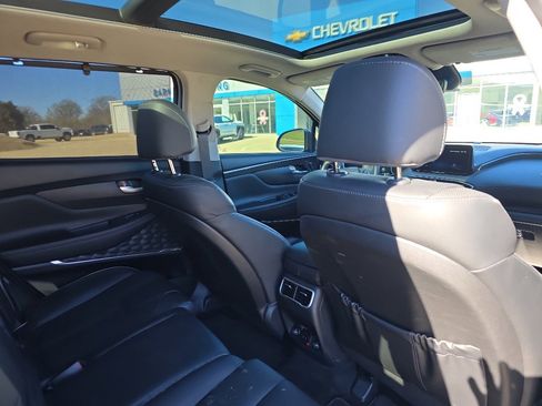 Used 2023 Hyundai Santa Fe Limited image 16