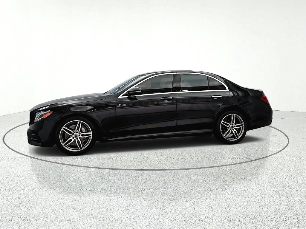 Used 2020 Mercedes-Benz E 350 4MATIC Sedan image 4