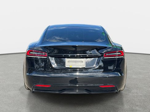 Used 2023 Tesla Model S image 4