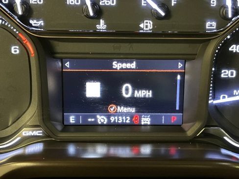 Used 2019 GMC Sierra 1500 SLT w/ SLT Premium Plus Package AWD/4WD image 35