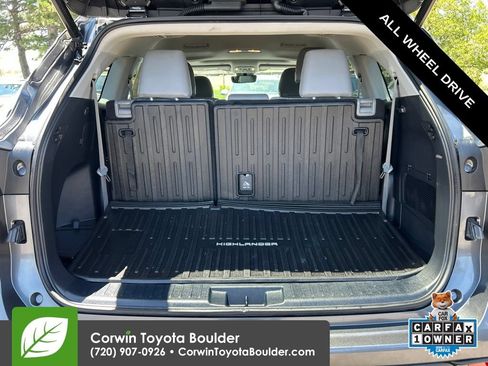 Used 2023 Toyota Highlander XLE AWD/4WD image 19