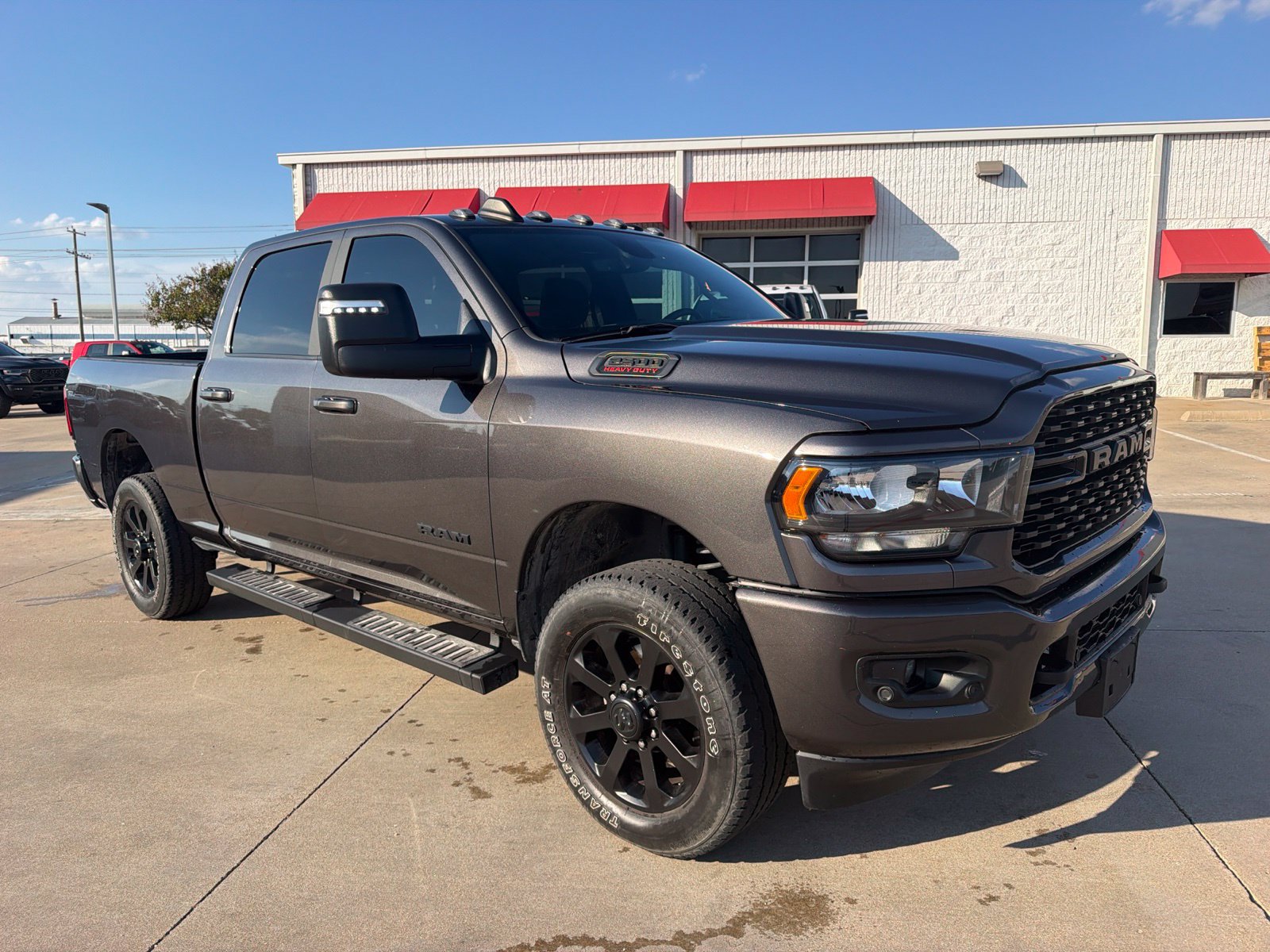 Used 2024 RAM 2500 Big Horn w/ Night Edition AWD/4WD image 3