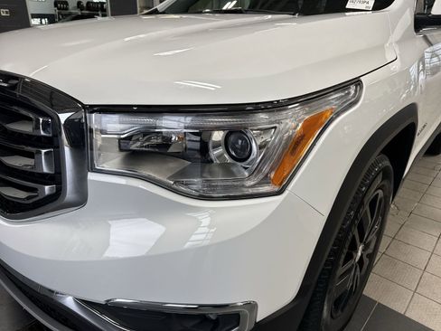 Used 2018 GMC Acadia SLT FWD image 33