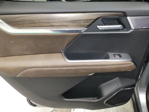 New 2026 GMC Acadia Denali Ultimate image 29