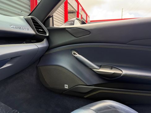 Used 2017 Ferrari 488 GTB RWD image 29