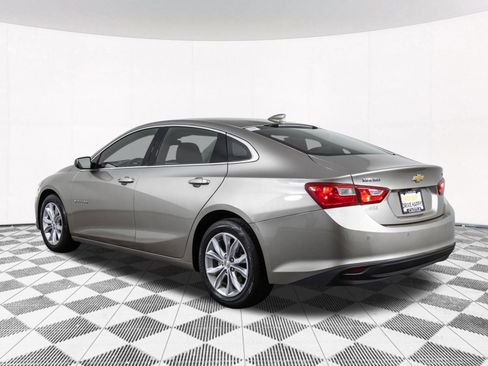 Used 2025 Chevrolet Malibu LT FWD image 16