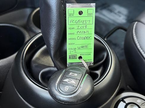 Used 2018 MINI Cooper 2-Door Hardtop FWD image 38