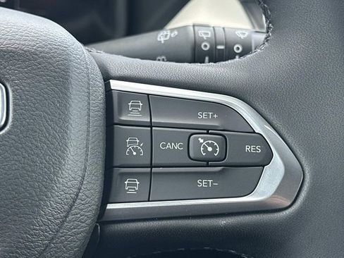 New 2026 Jeep Compass Limited AWD/4WD image 33