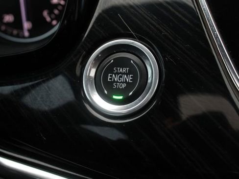 Used 2020 Cadillac XT6 Premium Luxury AWD/4WD image 16