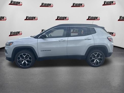 Used 2026 Jeep Compass Limited AWD/4WD image 1