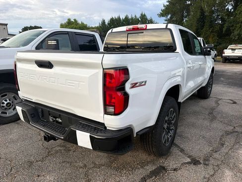 New 2026 Chevrolet Colorado Z71 w/ Z71 Convenience Package 2 AWD/4WD image 3
