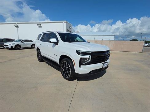 Used 2025 Chevrolet Tahoe RST w/ Comfort Package AWD/4WD image 3