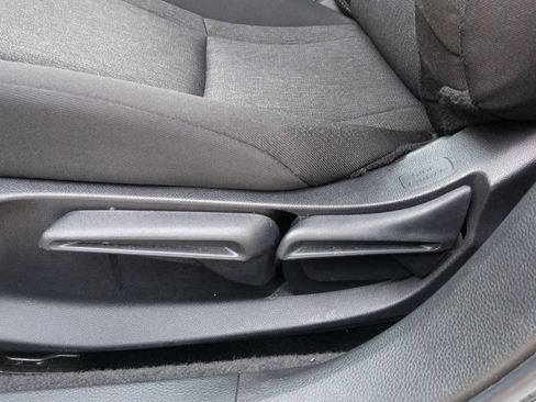 Used 2025 Honda Accord LX image 14