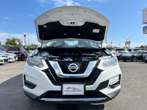 Used 2017 Nissan Rogue S AWD/4WD image 18