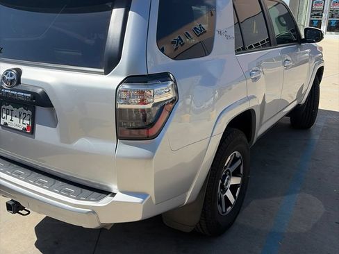 Used 2019 Toyota 4Runner TRD Off-Road Premium AWD/4WD image 3