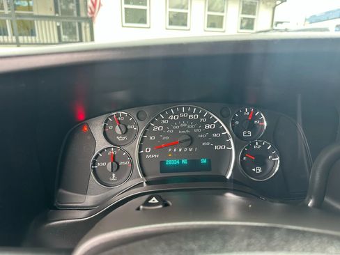 Used 2018 Chevrolet Express 3500 LT w/ LT Preferred Equipment Group image 25