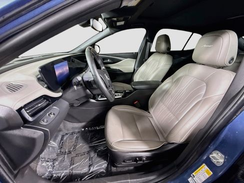 Used 2025 Buick Envista Avenir FWD image 22