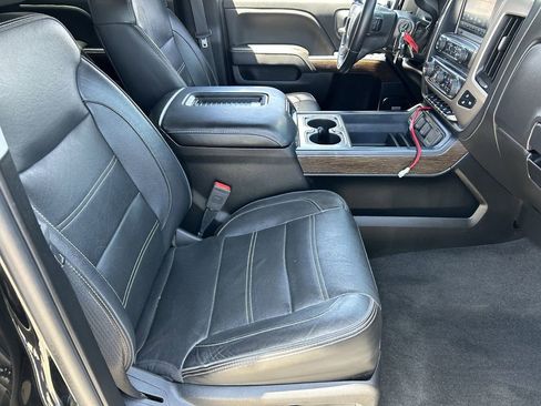 Used 2018 GMC Sierra 3500 Denali w/ Duramax Plus Package AWD/4WD image 11