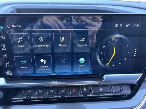 Used 2024 Chevrolet Silverado 1500 High Country image 37