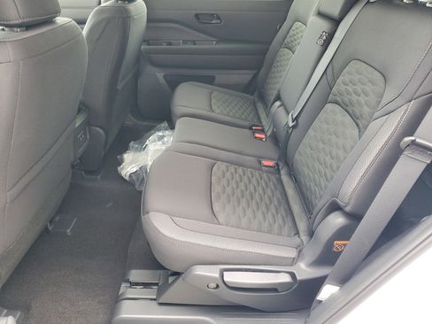 New 2026 Nissan Pathfinder SV image 20