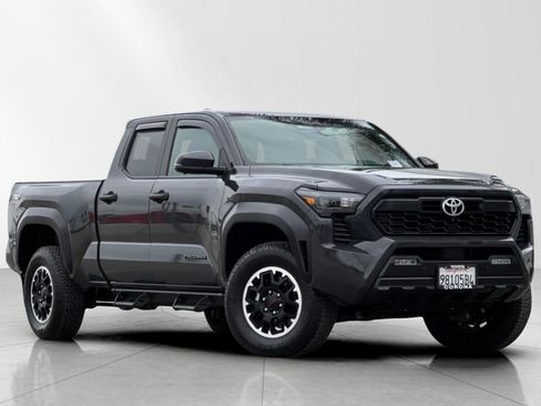 Used 2024 Toyota Tacoma TRD Off-Road w/ TRD Off Road Premium Package image 1